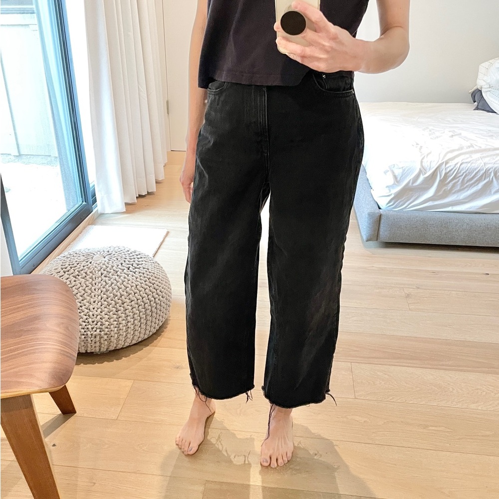 TopShop MOTO Cropped Wide Leg Frayed Black Denim Jeans